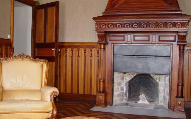 Beautiful Apartment in Saint-Prix with Swimming Pool