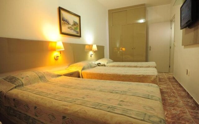 Ideal Praia Hotel