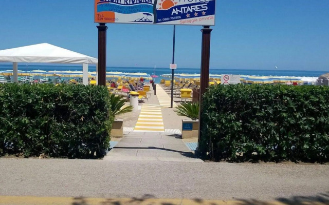 Hotel Antares