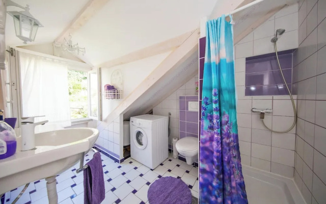 Guest House Gugily