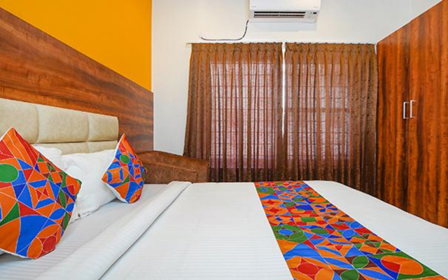 Fabhotel Greenwood Xpress Inn
