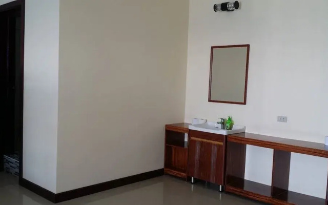 S.R Paradise Beach Resort Hotel
