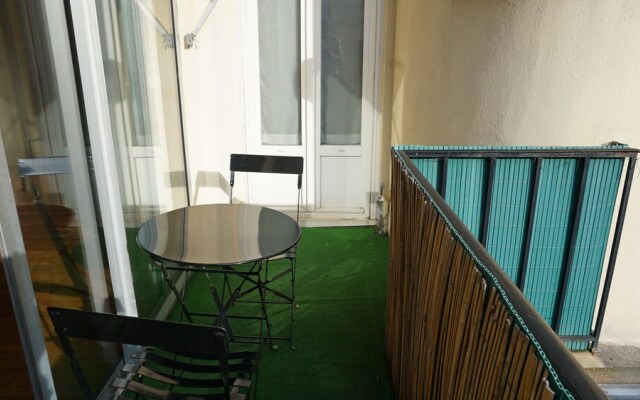 Etoile - 2 pièces - 104 m² - Paris 8