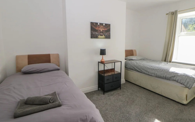Flat 2 Englehurst Mews