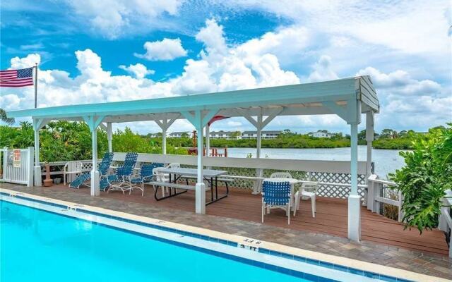 Seashell 19 - Two Bedroom Condo
