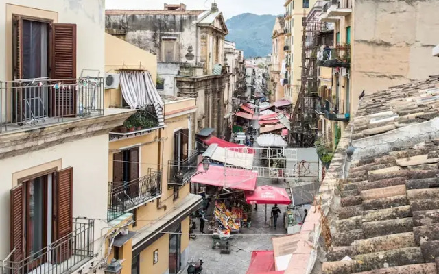 Porta Carini Terrace by Wonderful Italy