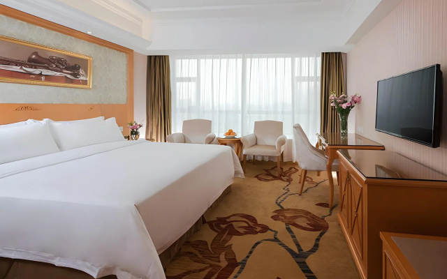 Vienna Hotel Shenzhen Gongming Nanhuan Road