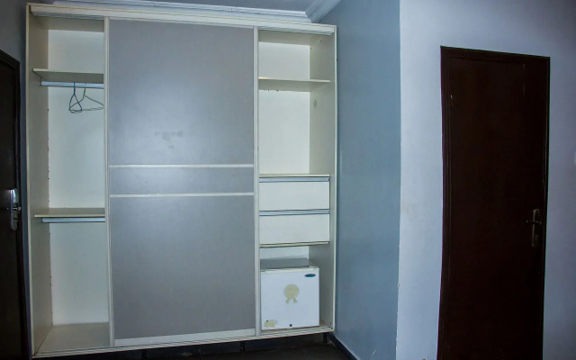 Precinct Comfort Services, Ikoyi