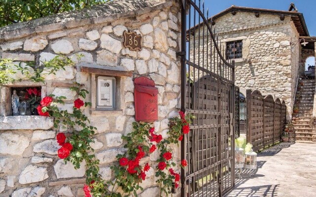 Rose Tower 6 2 in Rome