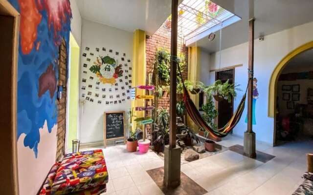 La Casa de Adry - Hostal - Hostel