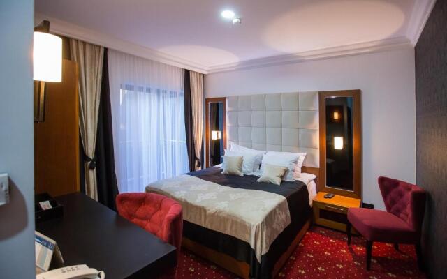 Hotel President