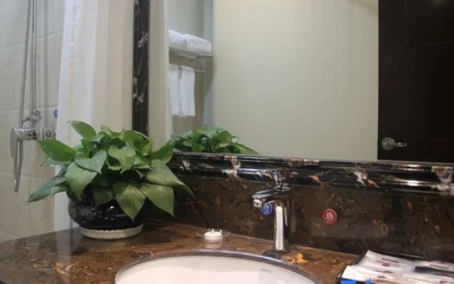 Urumqi Gansu Building Business Hotel