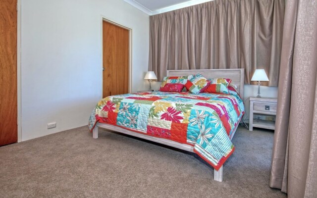 Columbia, Unit 5, 12 Columbia Close