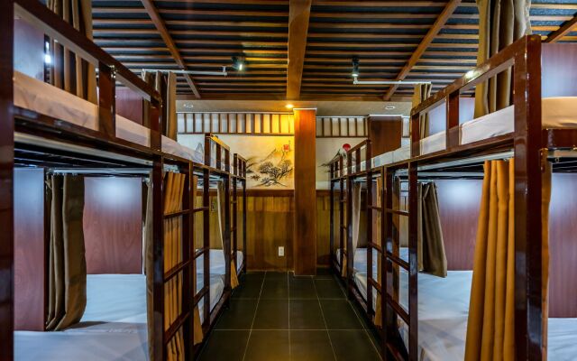 Saigon Capsule Hostel - Adults Only