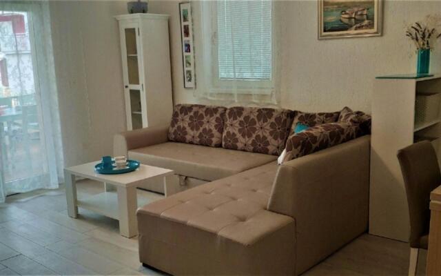 Depa - garden and barbecue - A3(4+2)