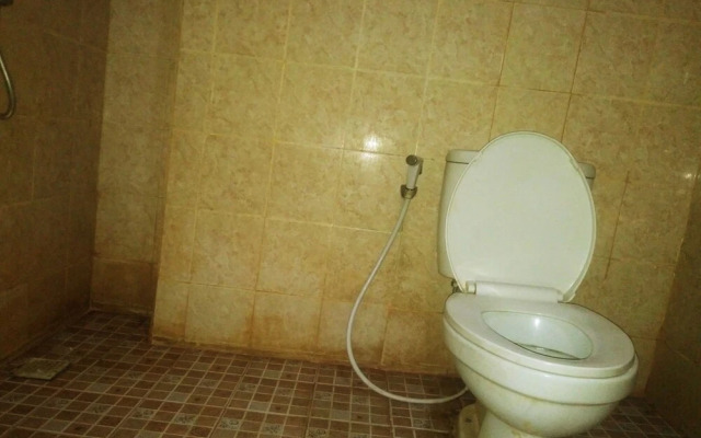 Kost Laguna by OYO Rooms