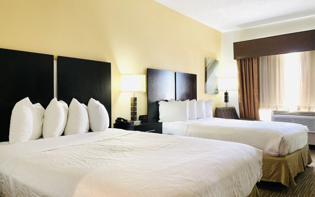 Best Western Plus The Four Corners Inn