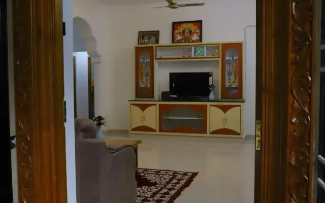 Nanda Mohan Homestay