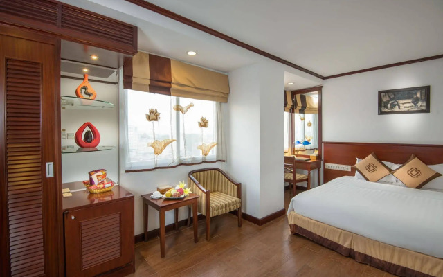 May De Ville Trendy Hotel & Spa
