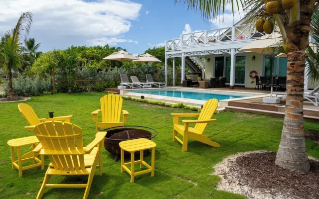 Wild Orchid Hideaway: Lux Beachfront Sanctuary