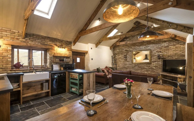 Lavender - Luxurious Barn Conversion