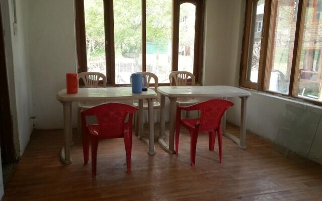 Rising Moon Guest House