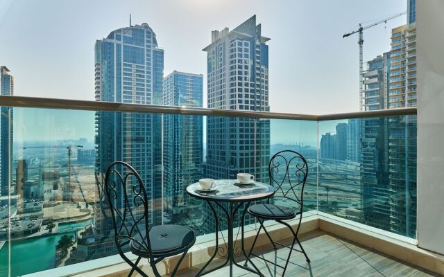 1BR view in a luxurious home