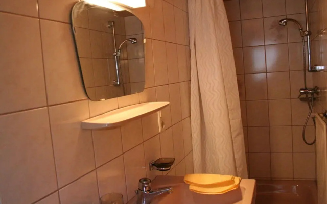 Cozy Chalet in Bruck am Ziller With Private Terrace