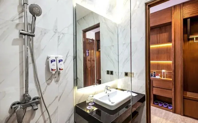Hotel G