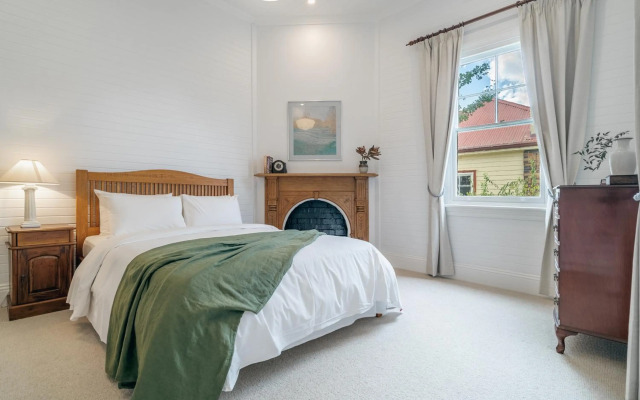 Quinn's Cottage - Central Armidale