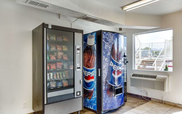 Motel 6 Albuquerque, NM - Carlisle