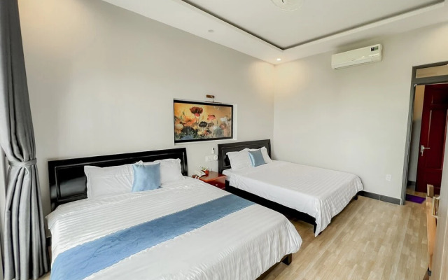 Hoi An Family Room with Swimming Pool
