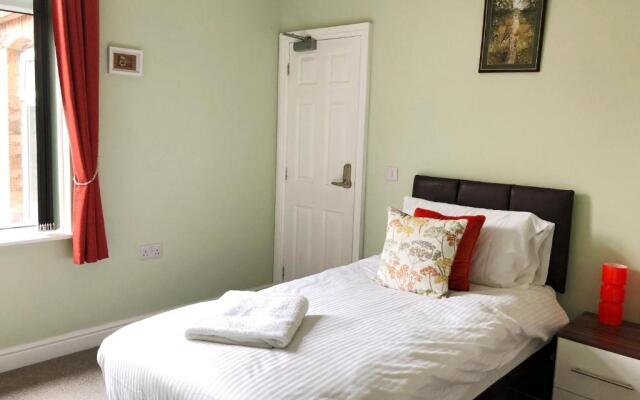 Sidings Holt - whole house sleeps up to 7