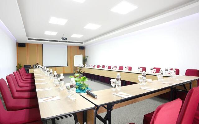 Gumilang Regency Hotel By Gumilang Hospitality