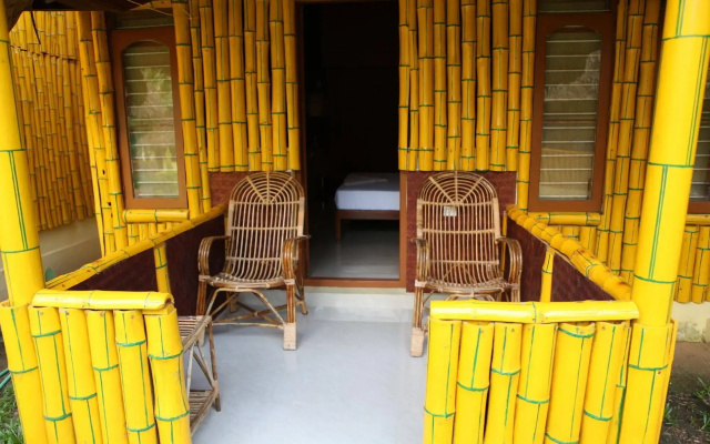 Savithri Inn