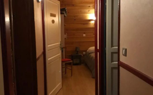 Les Clés d'Emeraude - Au Milieu de Nulle part