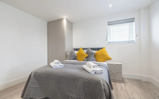 Beautiful 2Bedroom House in Central Town