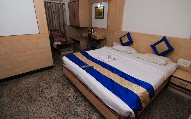 Maple Tree Hotels