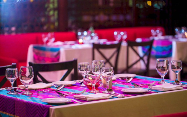 Jasmine Palace Resort & Spa