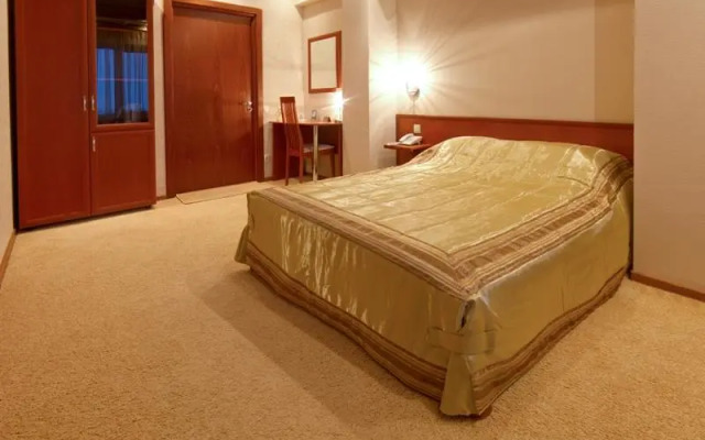 Дубрава Плюс