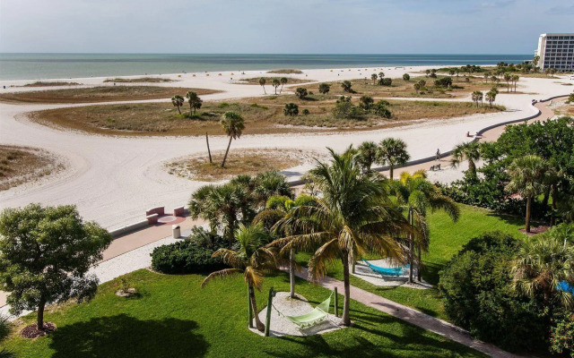 South Beach Oceanfront Resort