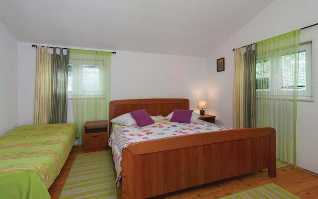 Awesome Home in Podaspilje With Wifi and 3 Bedrooms