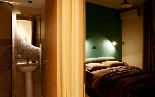 Designer apartments close to the center + free parking