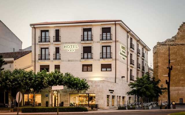 Hotel Puerta Ciudad Rodrigo