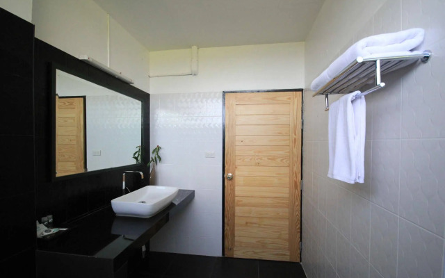 Reewa Waree Resort