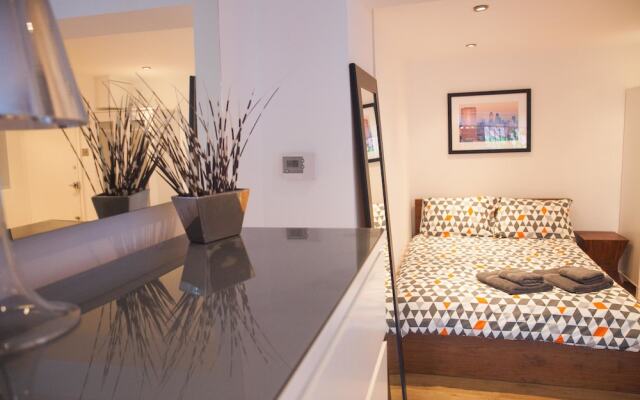 Wonderful studio in Barnsbury Village
