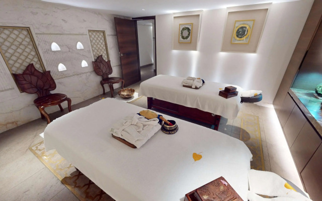 Radisson Blu Hotel & Suites GRT Chennai