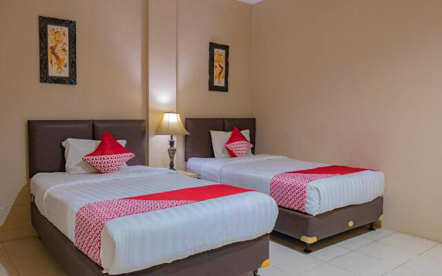 OYO 665 Namora Residence Near Olahraga Nasional Hospital