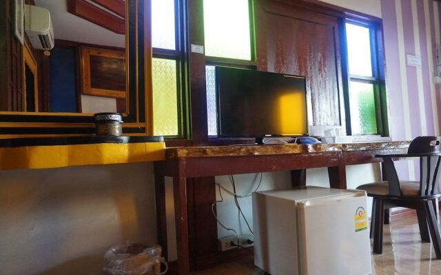 Ruean Mai Chaylay Songkhla