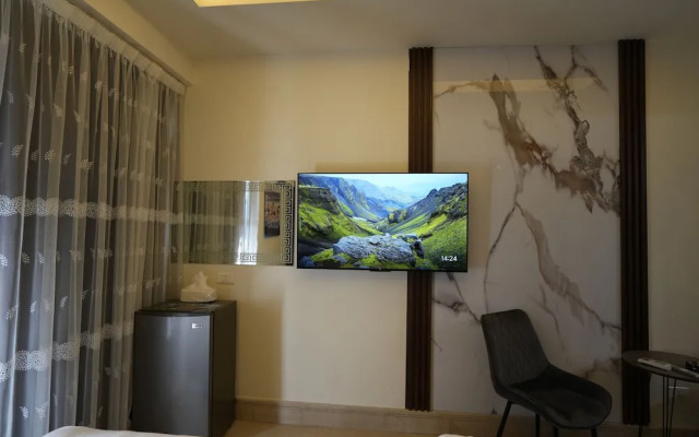 Parklane Furnished Suites